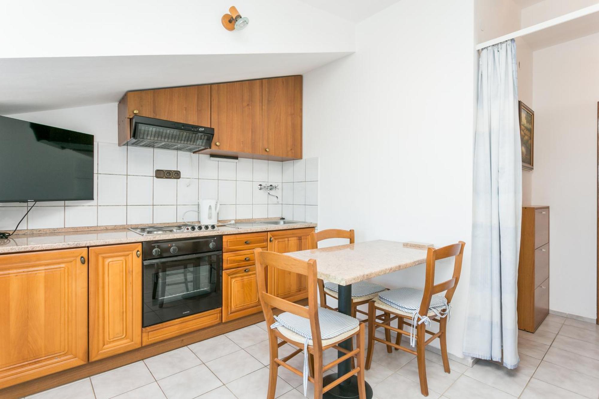 Seaside Apartments With A Swimming Pool Okrug Gornji, Ciovo - 11374 Trogir Exteriör bild