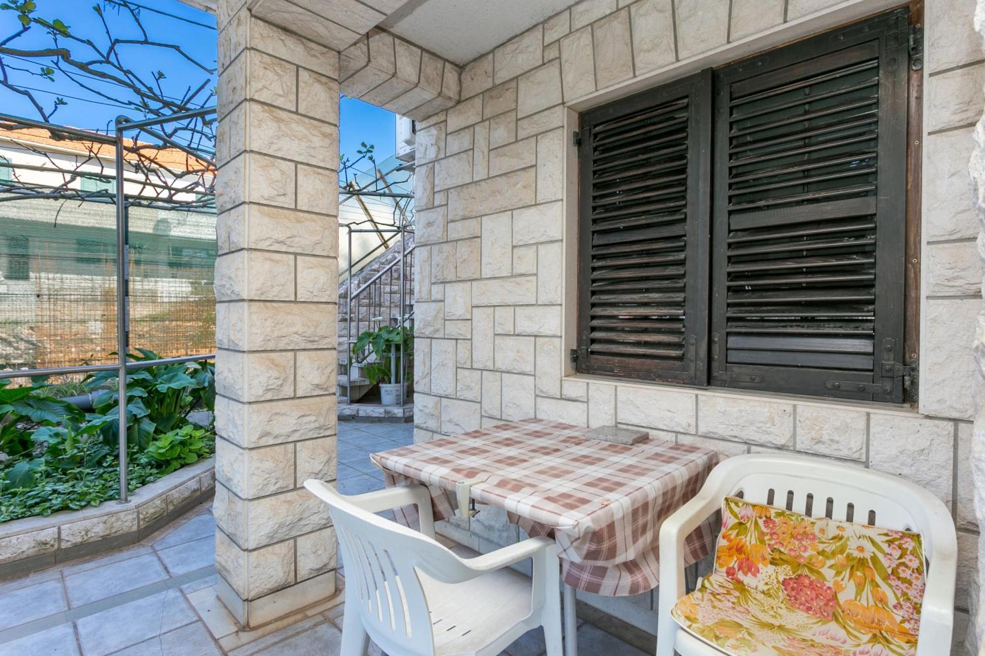 Seaside Apartments With A Swimming Pool Okrug Gornji, Ciovo - 11374 Trogir Exteriör bild